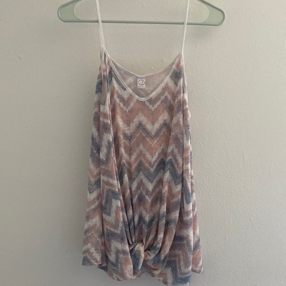 Gently worn tank.